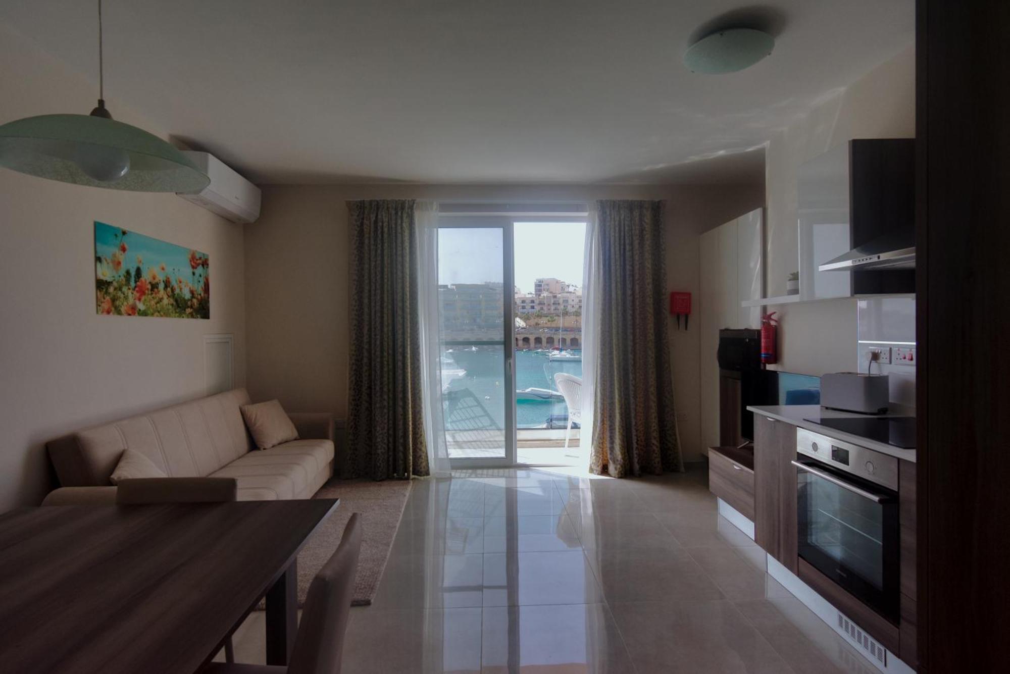Marbella Holiday Apartments - Seafront - Wifi Marsaskala Quarto foto